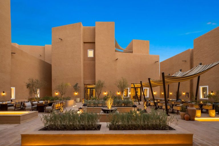 Cakrawala Baru Saudi: Perpaduan Spiritualitas dan Kemewahan di 7 Hotel Terbaru