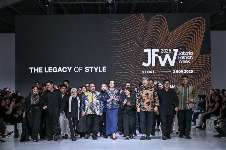 Refleksi 18 Tahun JFW: Warisan Gaya dan Regenerasi di Industri Mode Indonesia